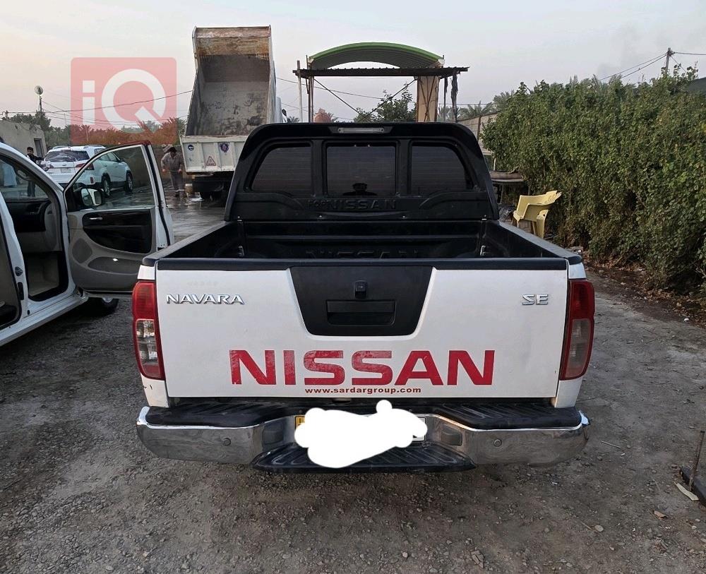 نیسان نەڤارا